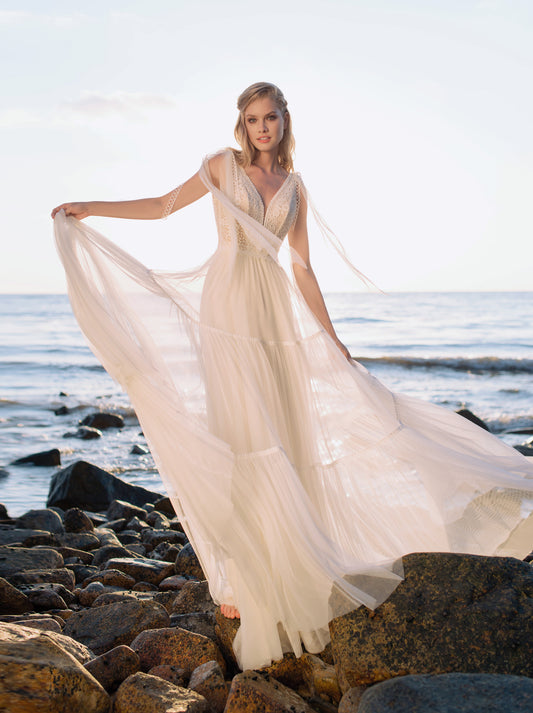 ARMEL- Sensuāla Bohēmijas kāzu kleita