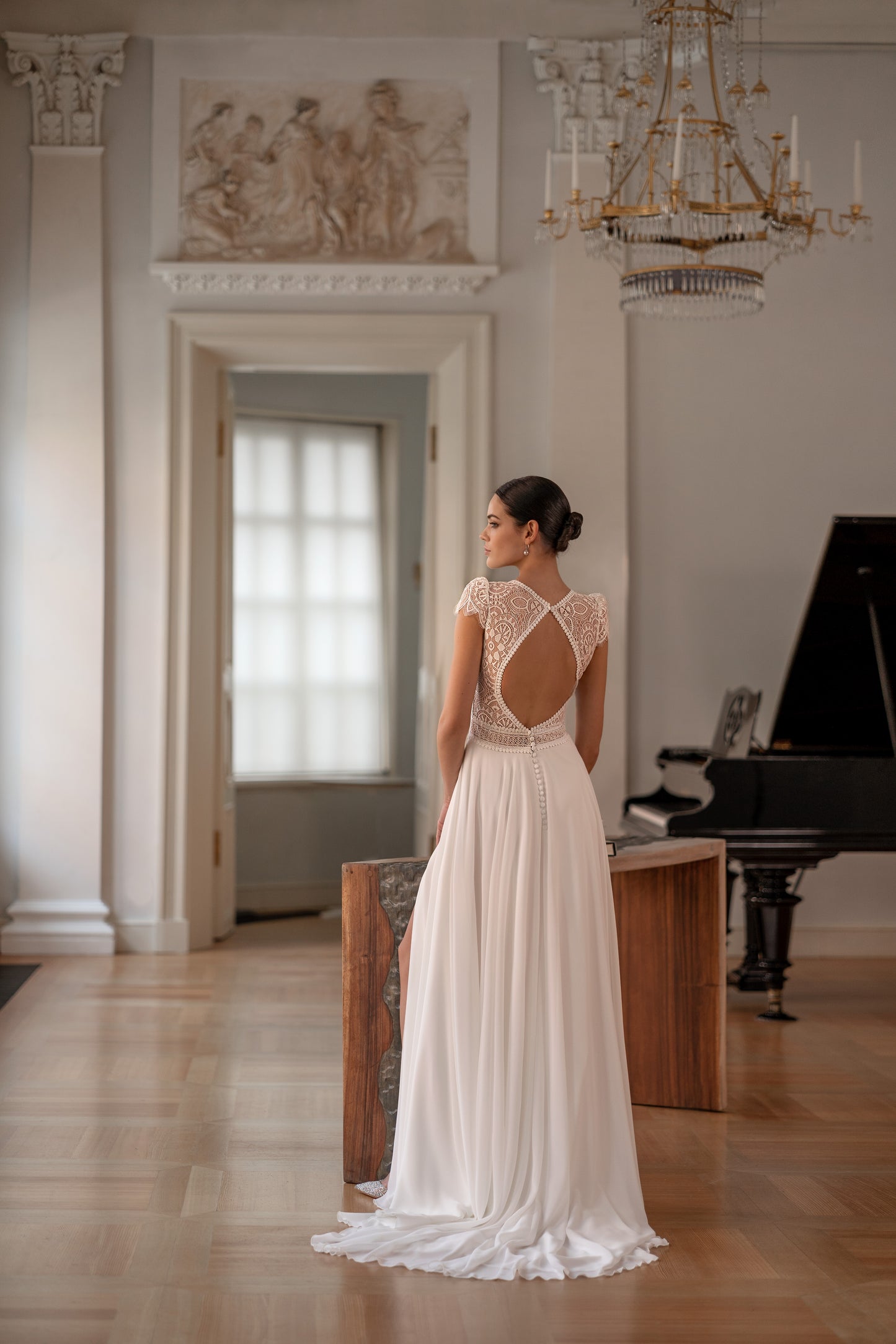 BERENAIS Delicate Chiffon Wedding Dress