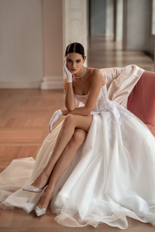 EMILIENA A-līnijas silueta kleita