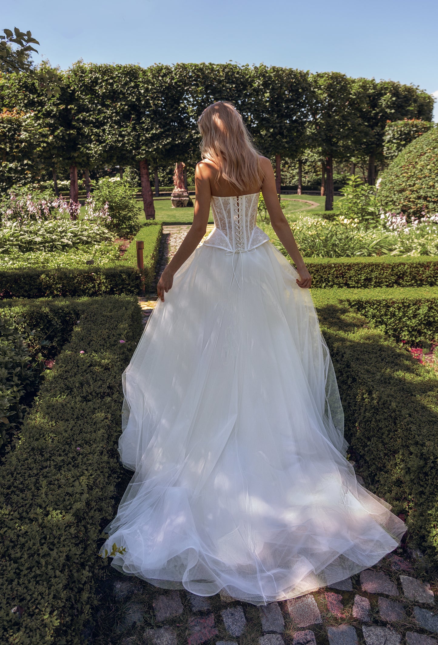 GVENDOLIN kāzu kleita