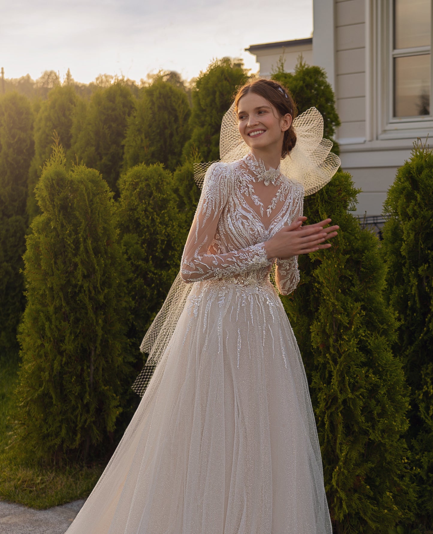 MINAMI Shiny wedding dress