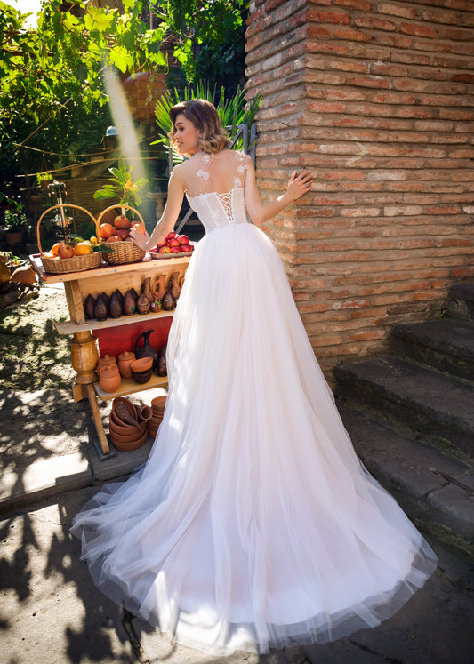 MING Butterflies Wedding Dress