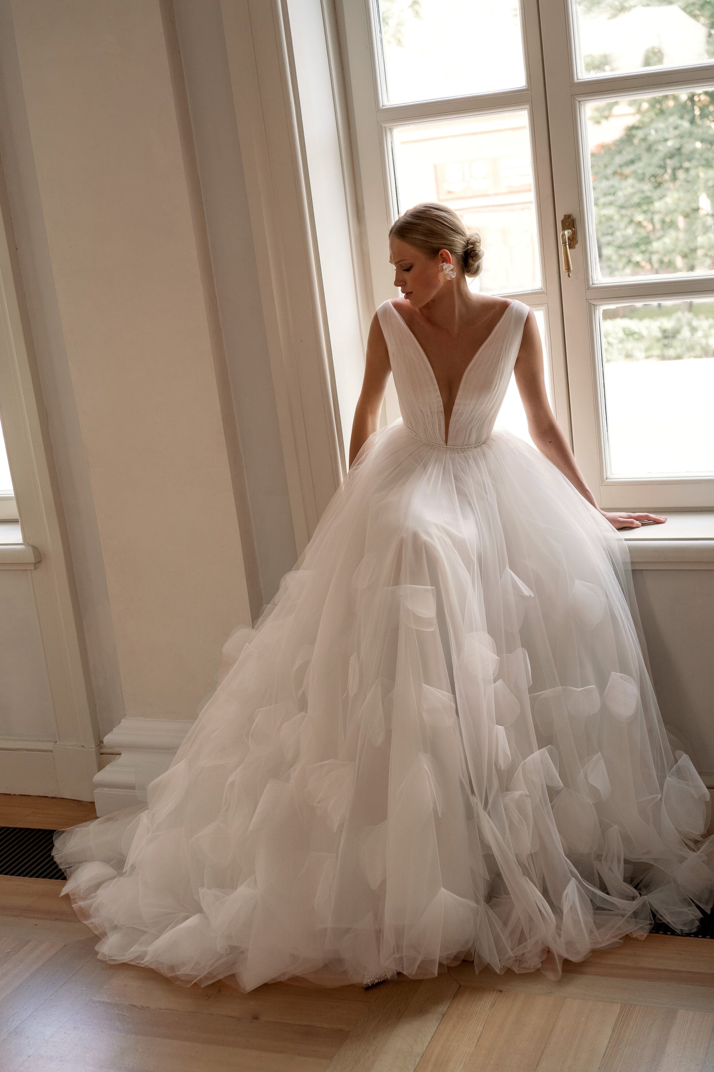 OZA Romantic 3D Flower Wedding Dress