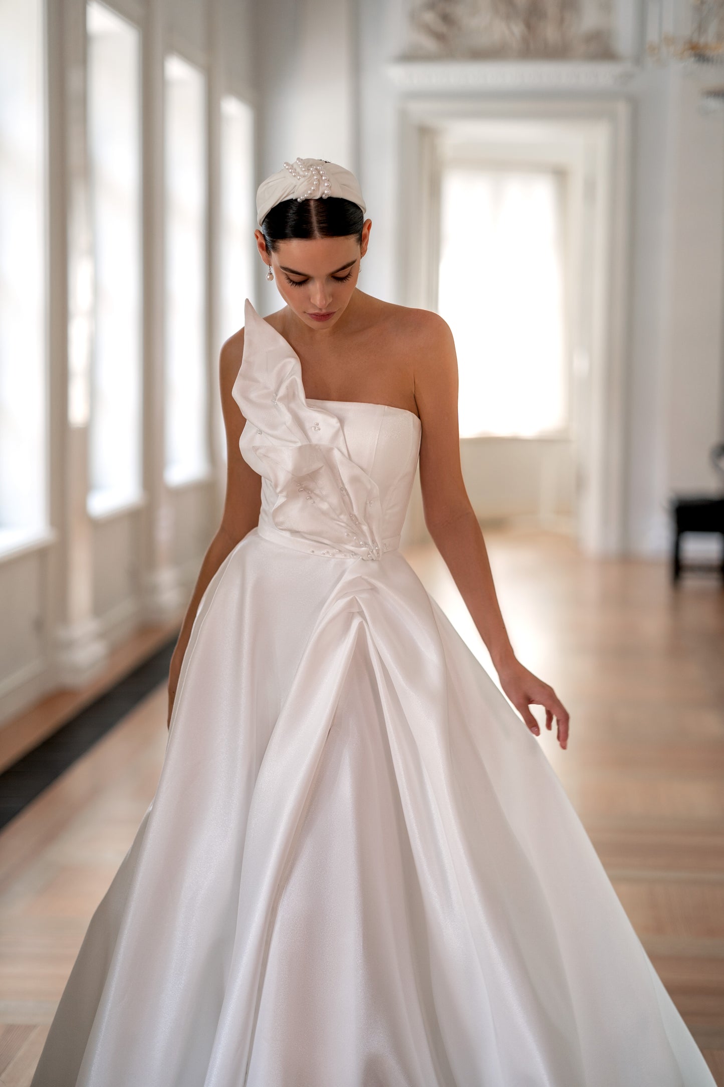 BIRSEN- Elegant satin wedding dress