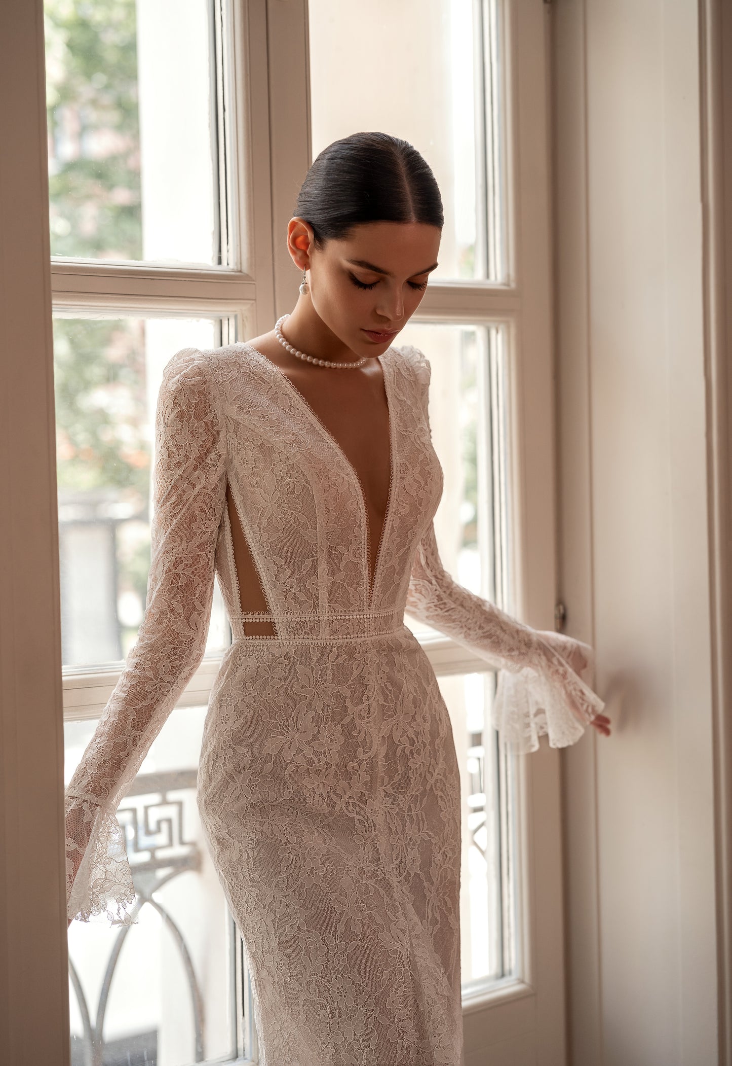 LAMBI- Modern Wedding Dress