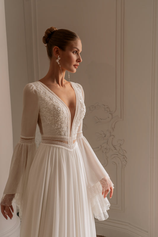 RAFFA Bohemian Lace Long Sleeve Wedding Dress