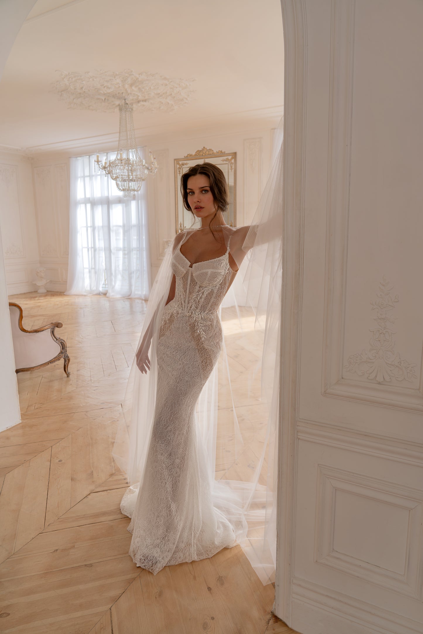SONIA Fitted Lace Corset Wedding Dress XL / Mermaid